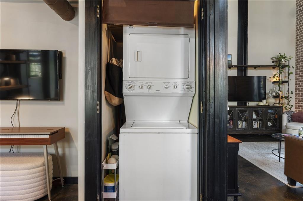 5434 Peachtree Road Unit 106