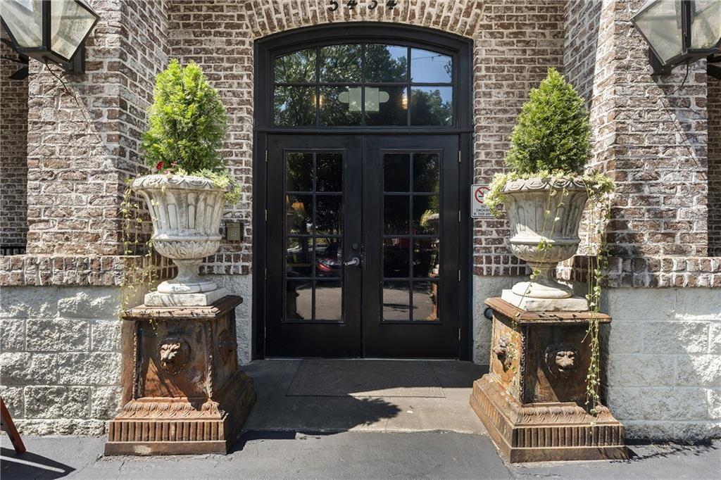 5434 Peachtree Road Unit 106