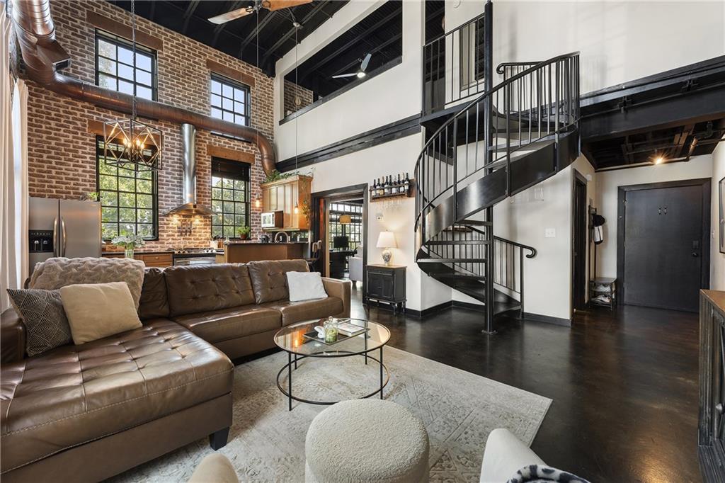 5434 Peachtree Road Unit 106