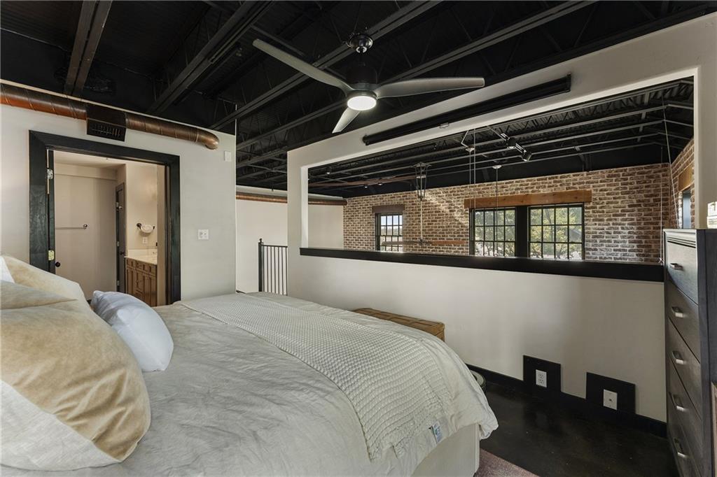 5434 Peachtree Road Unit 106