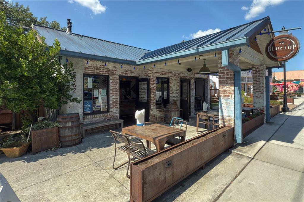 5434 Peachtree Road Unit 106