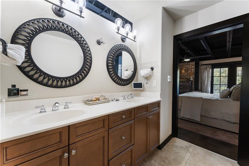 5434 Peachtree Road Unit 106