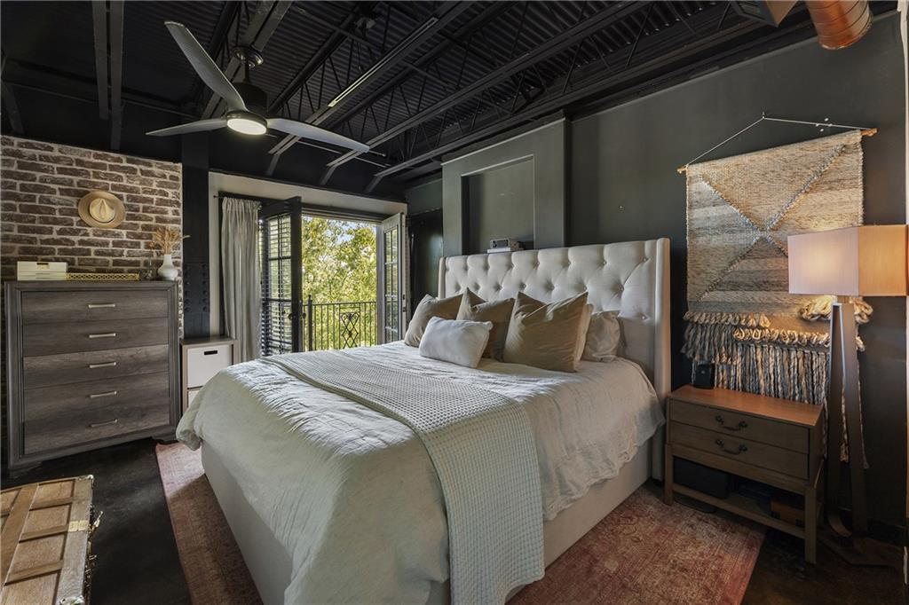 5434 Peachtree Road Unit 106