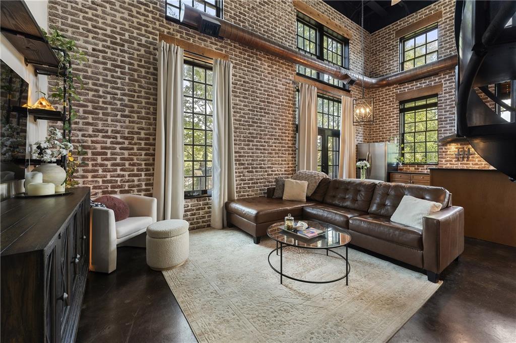 5434 Peachtree Road Unit 106