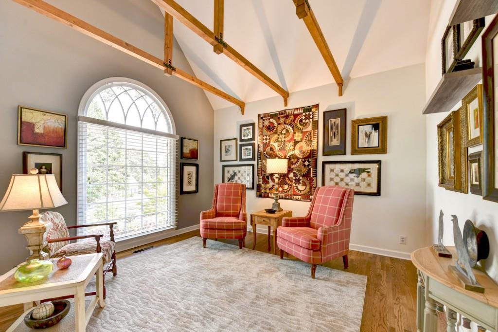 5490 Overbend Trail