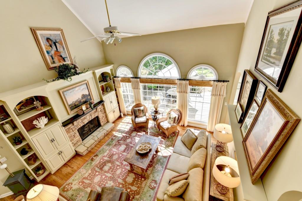 5490 Overbend Trail