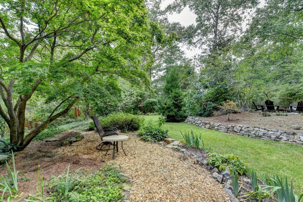 5490 Overbend Trail