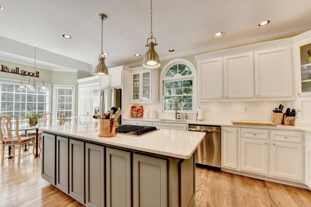 5490 Overbend Trail