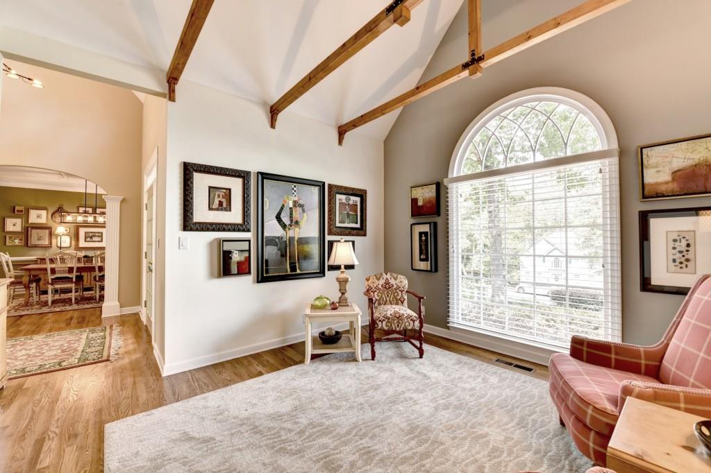 5490 Overbend Trail