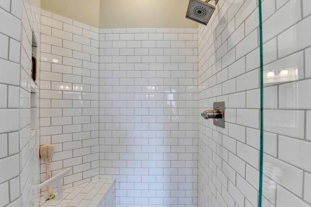 5490 Overbend Trail