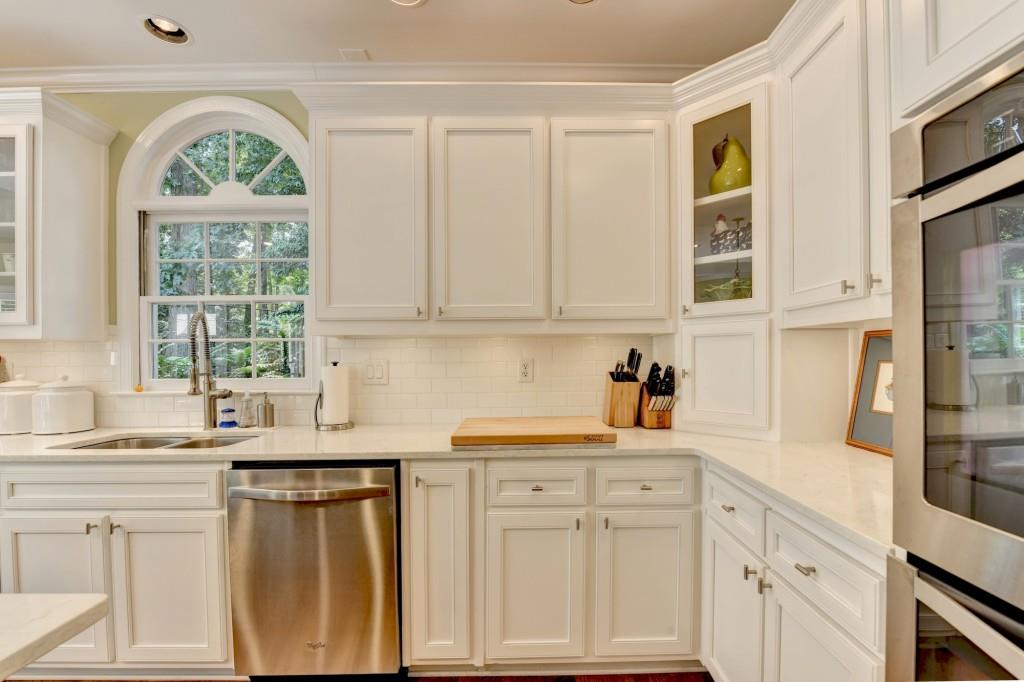 5490 Overbend Trail