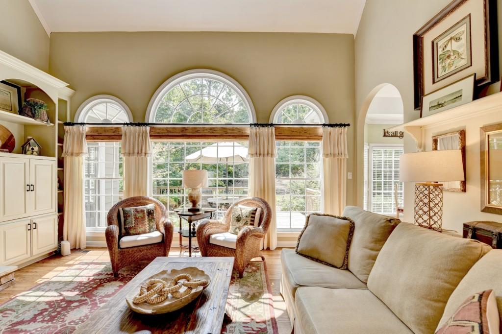 5490 Overbend Trail
