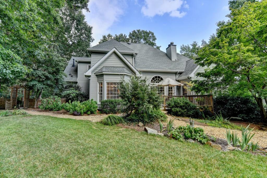 5490 Overbend Trail