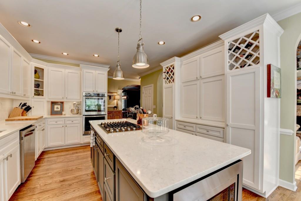 5490 Overbend Trail