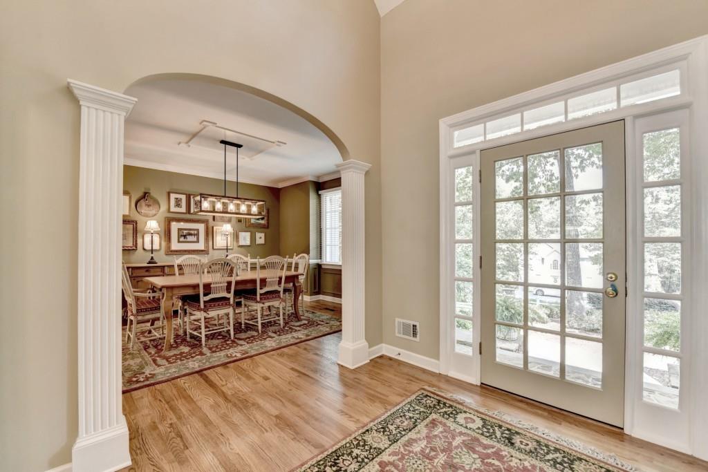 5490 Overbend Trail