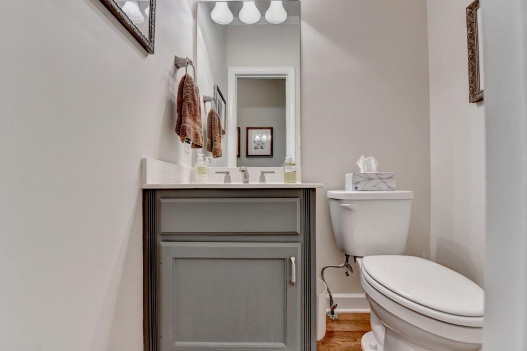 5490 Overbend Trail
