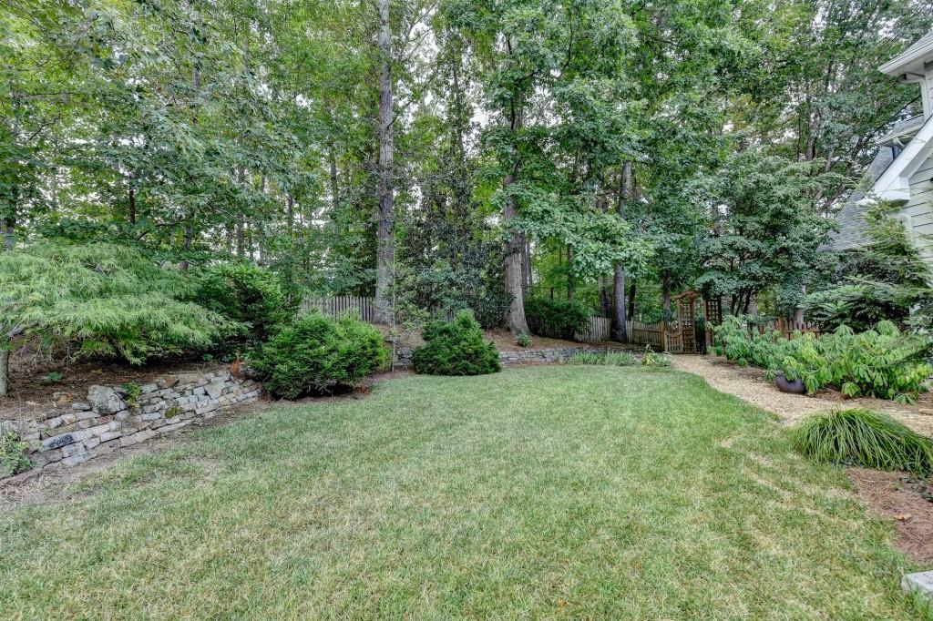 5490 Overbend Trail