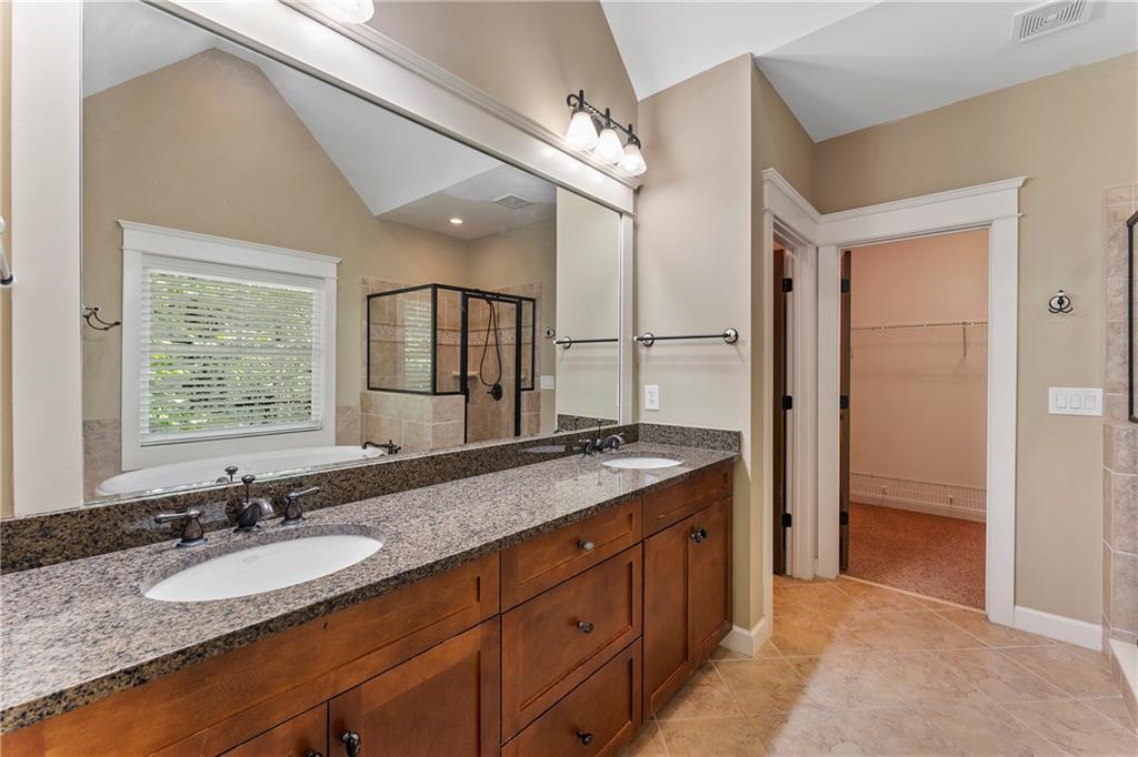 2103 W Village Crossing SE