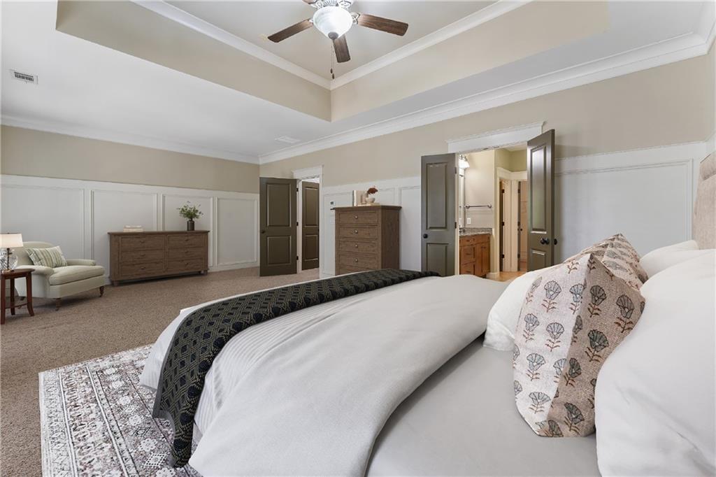 2103 W Village Crossing SE