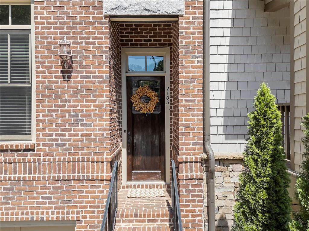 2103 W Village Crossing SE