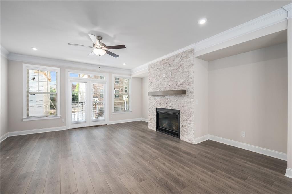 1363 Live Oak Lane