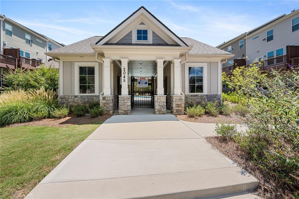 1363 Live Oak Lane