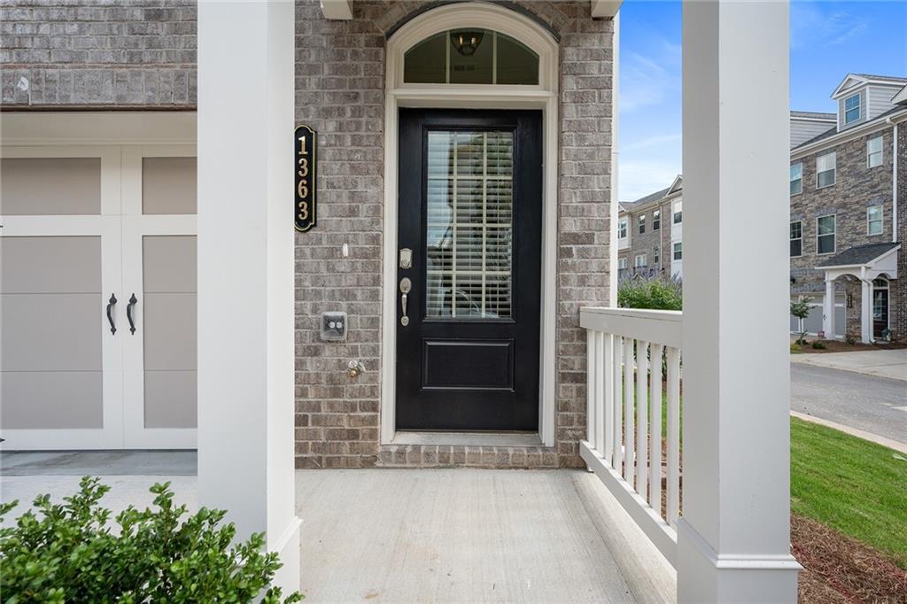 1363 Live Oak Lane