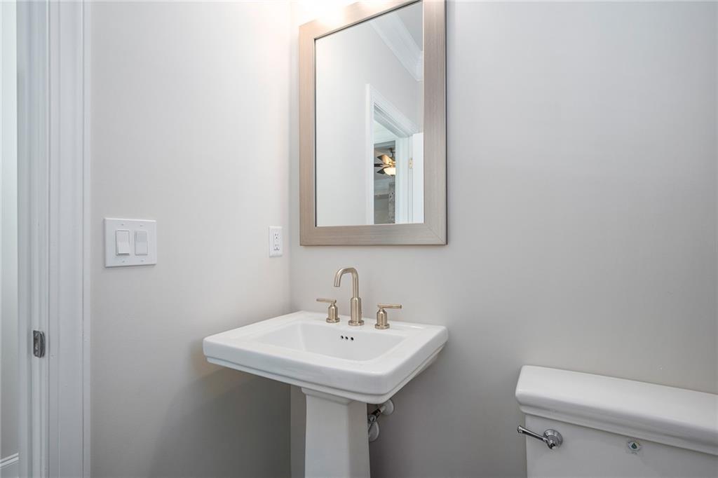 1363 Live Oak Lane