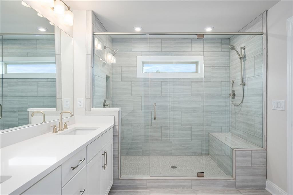 1363 Live Oak Lane