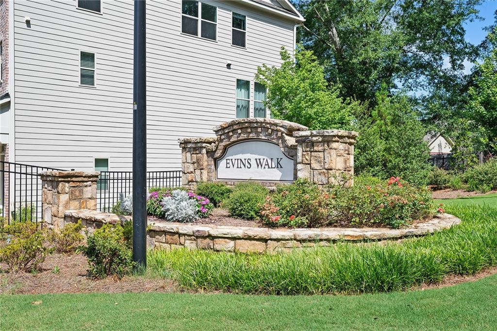 1363 Live Oak Lane