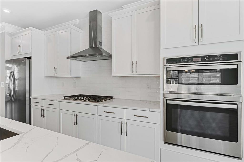 1363 Live Oak Lane