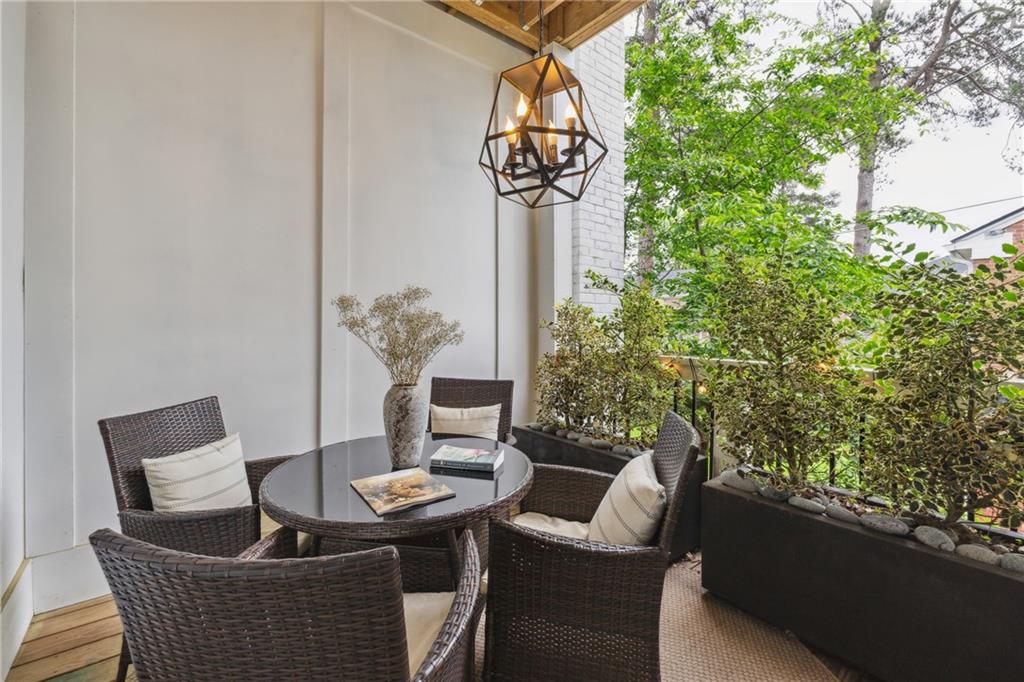 3667 Peachtree Road NE Unit 6