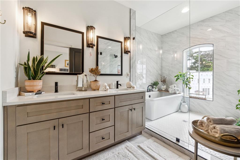 3667 Peachtree Road NE Unit 6