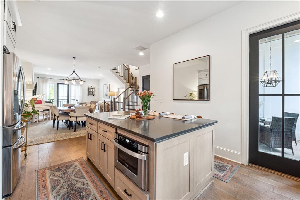 3667 Peachtree Road NE Unit 6