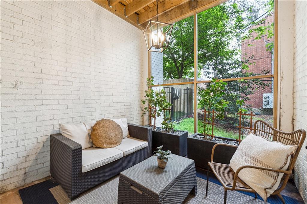 3667 Peachtree Road NE Unit 6