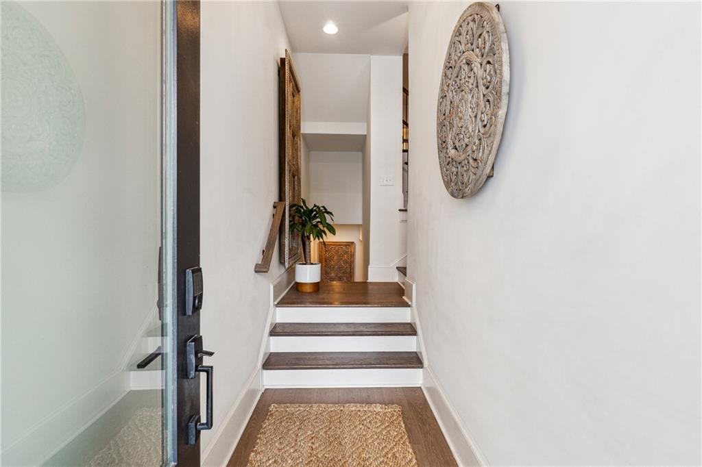 3667 Peachtree Road NE Unit 6