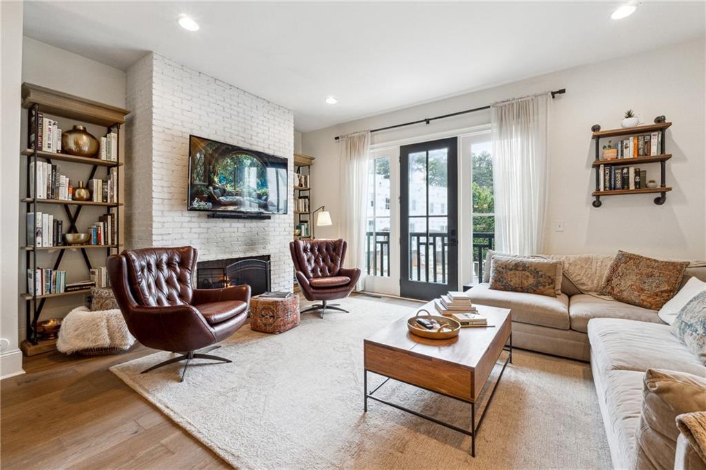 3667 Peachtree Road NE Unit 6