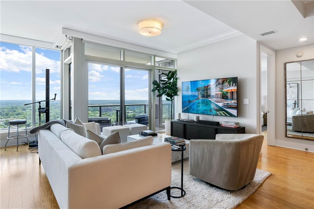 3630 Peachtree Road NE Unit 2102