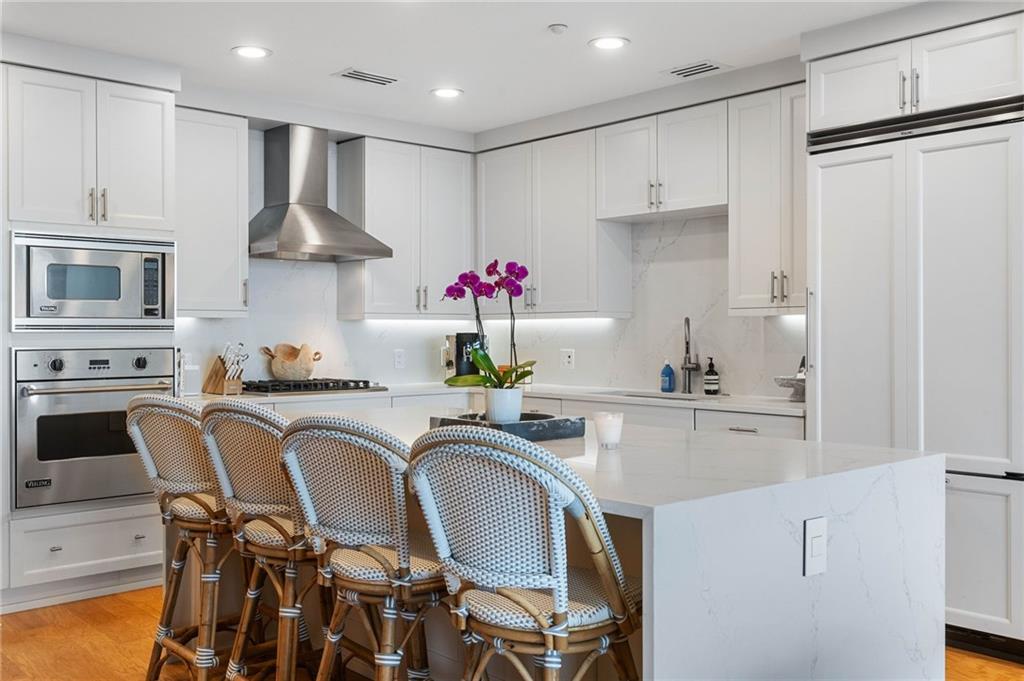 3630 Peachtree Road NE Unit 2102