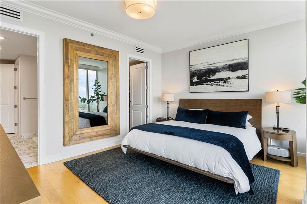 3630 Peachtree Road NE Unit 2102