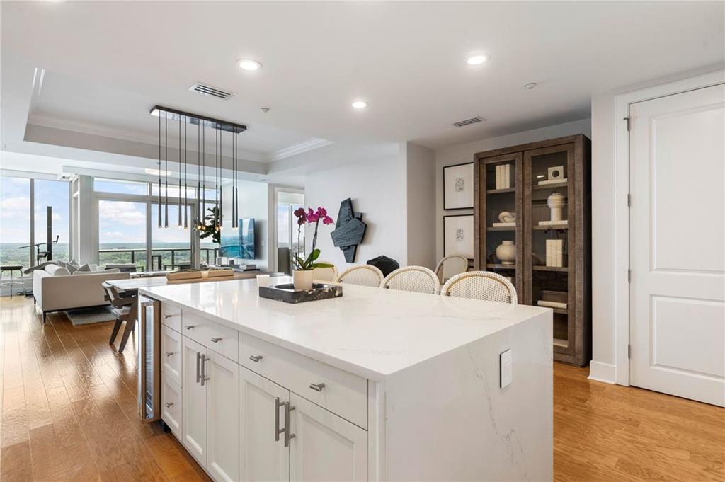 3630 Peachtree Road NE Unit 2102