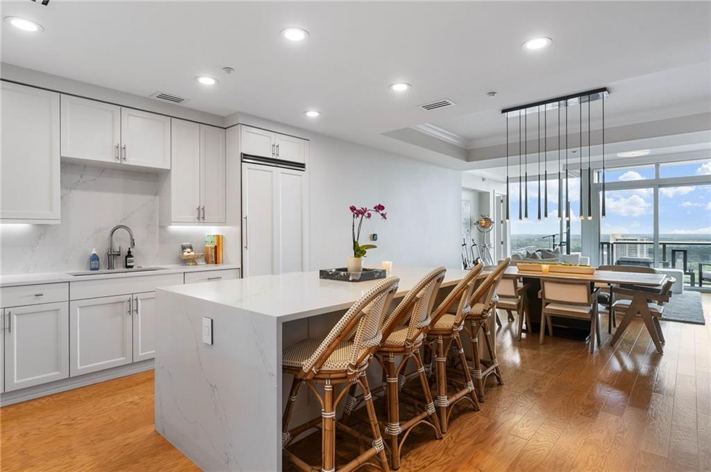 3630 Peachtree Road NE Unit 2102