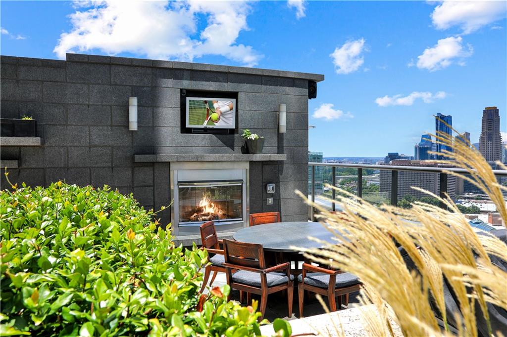 3630 Peachtree Road NE Unit 2102