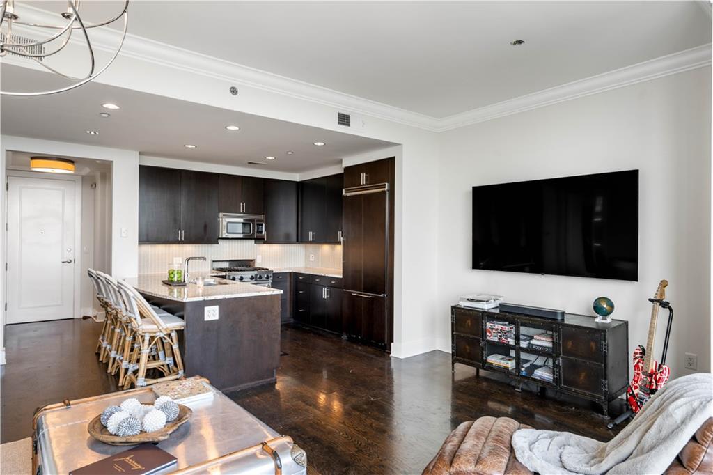 3630 Peachtree Road NE Unit 2009