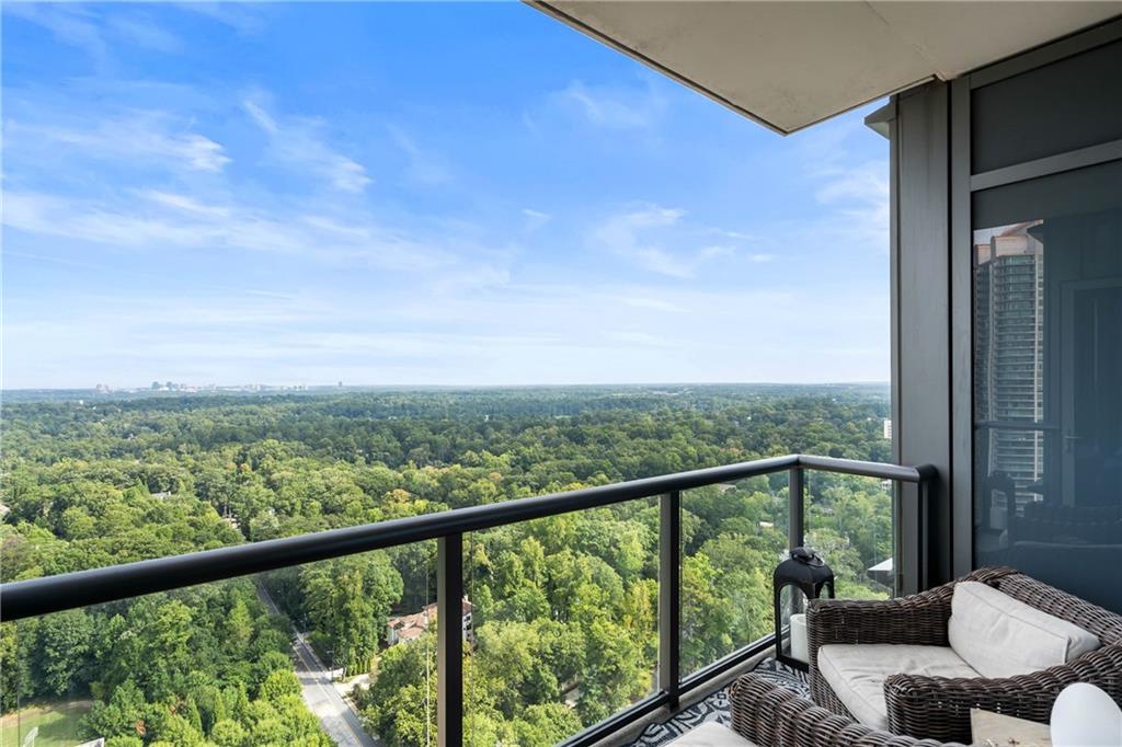 3630 Peachtree Road NE Unit 2009