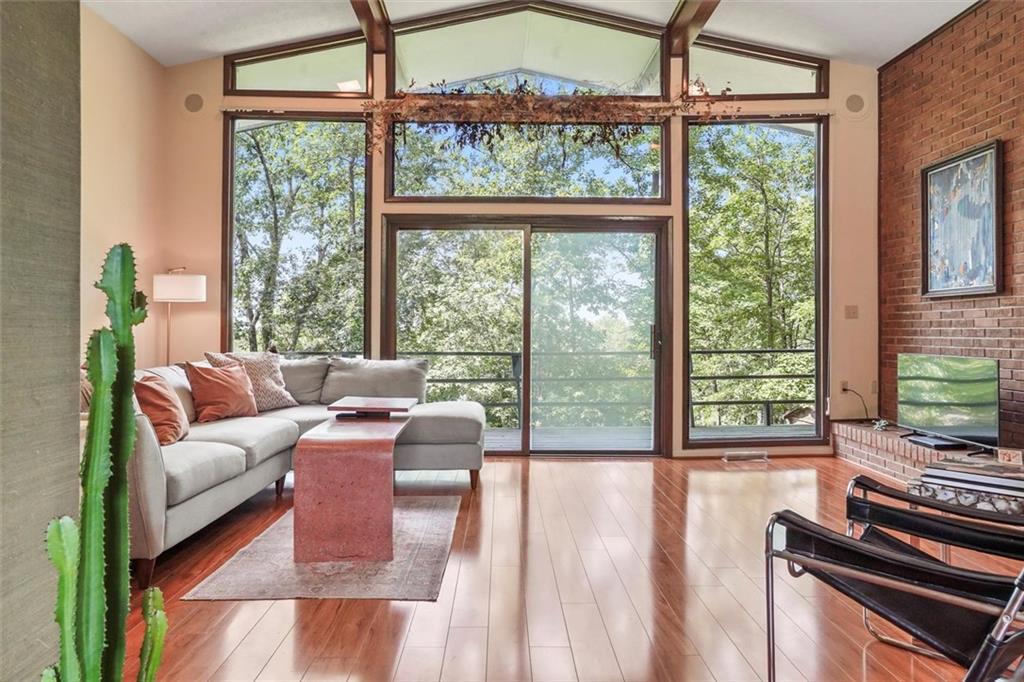 624 Sunset Drive
