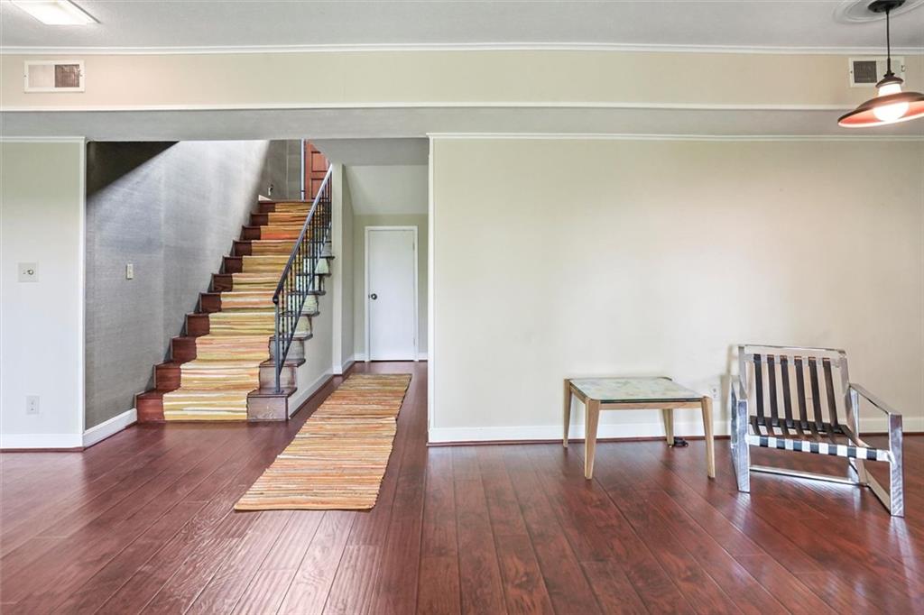624 Sunset Drive