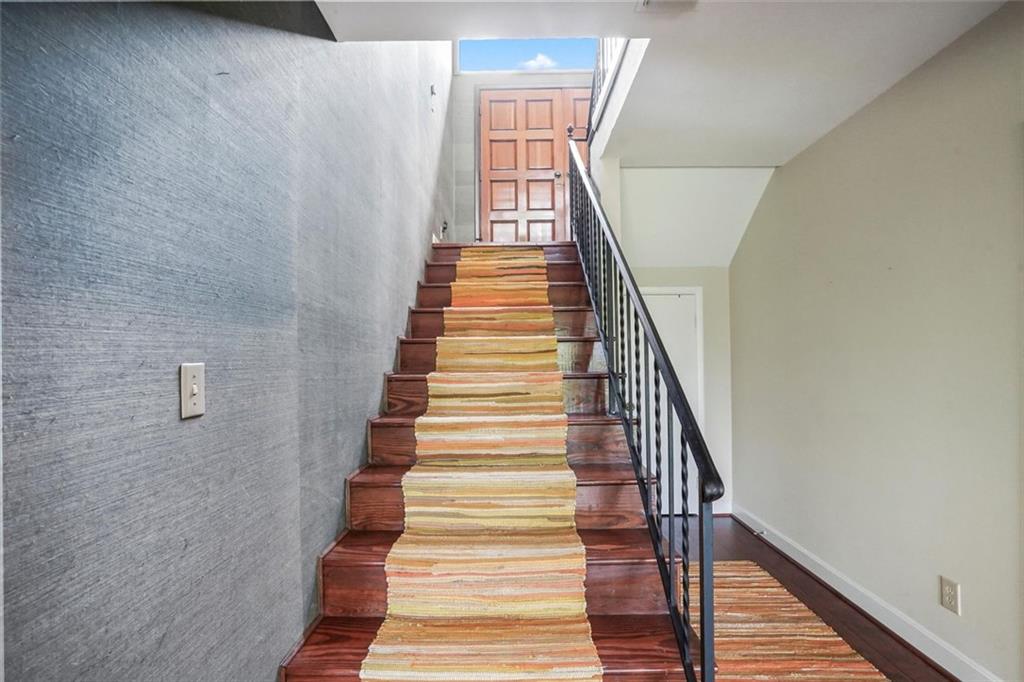624 Sunset Drive