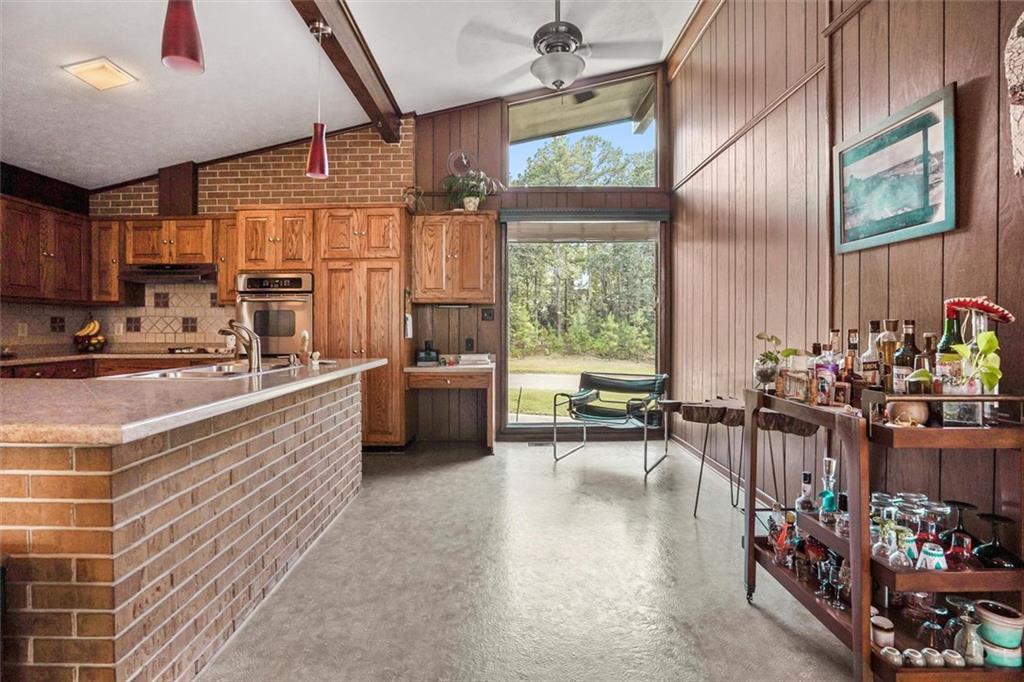 624 Sunset Drive