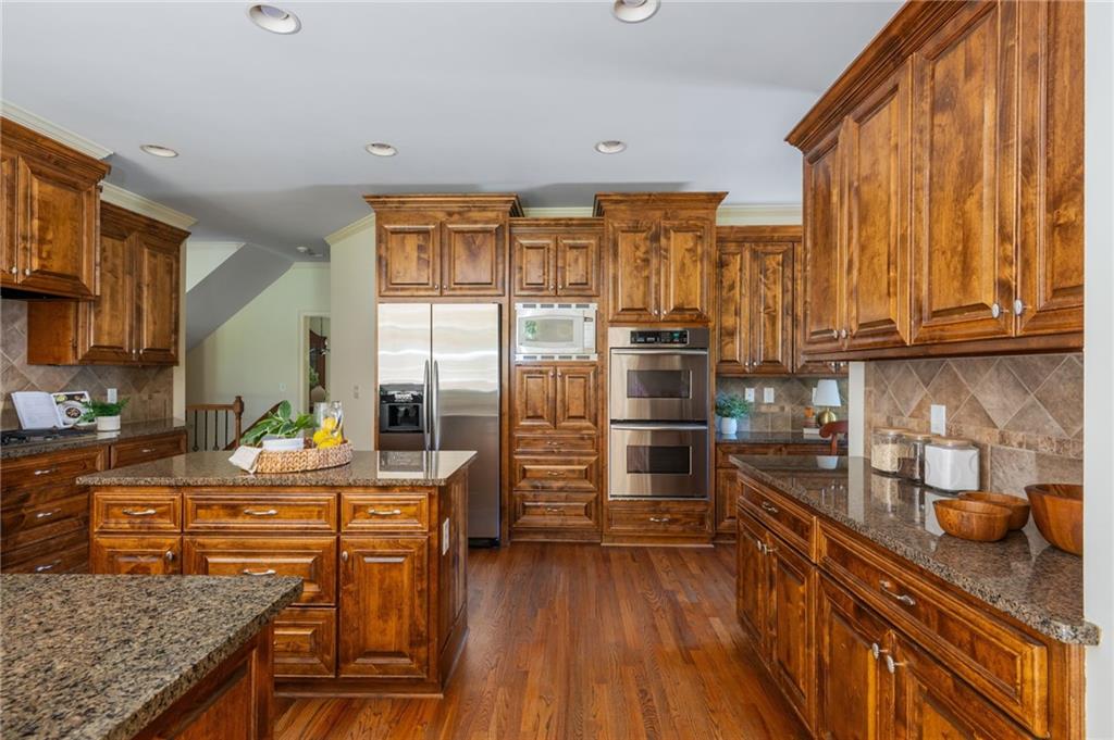 2820 Gainesway Court